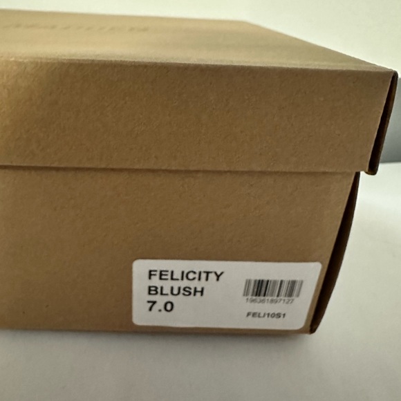 Steve Madden Felicity Blush boots - Picture 2 of 2